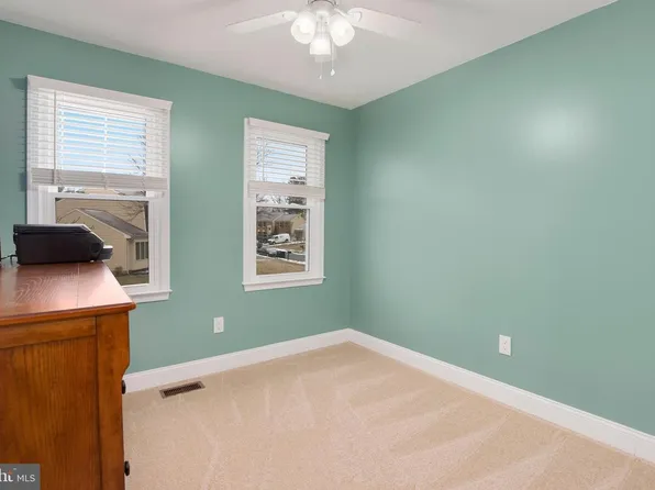 13421 Parcher Ave, Herndon, VA 20170