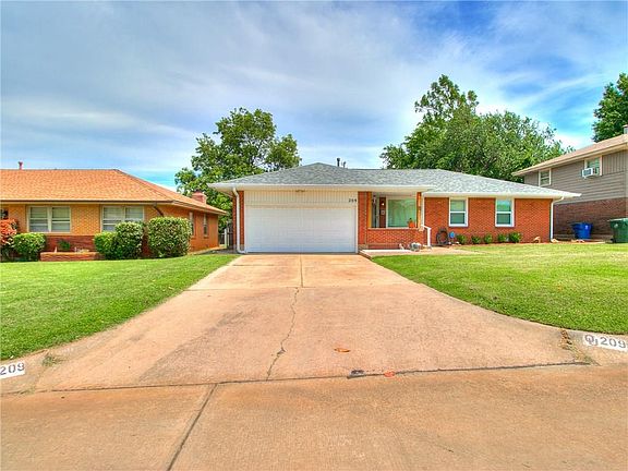 3rd image of 209 W Glenhaven Dr