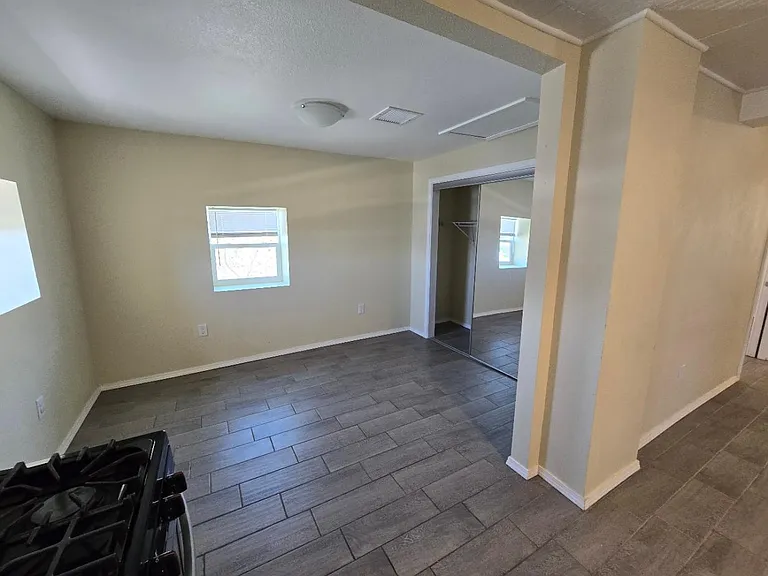 3220 Tularosa Ave #2 — Photo 6