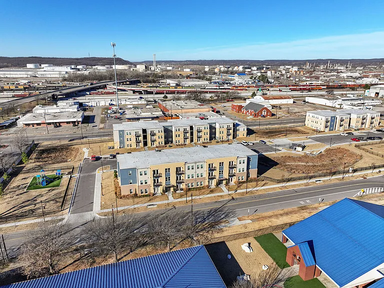 River West Apartments — Photo 15