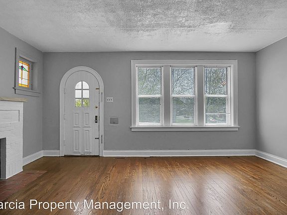 2nd image of 4997 Oleatha Ave