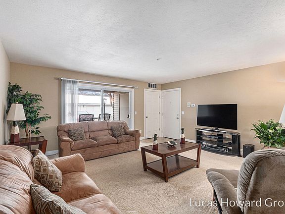 5th image of 3042 W Crystal Waters Dr Unit 4