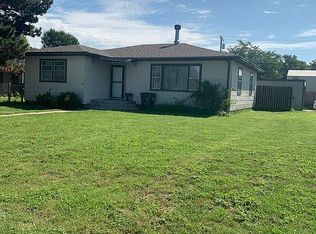 322 S Krouth St, Mooreland, OK 73852