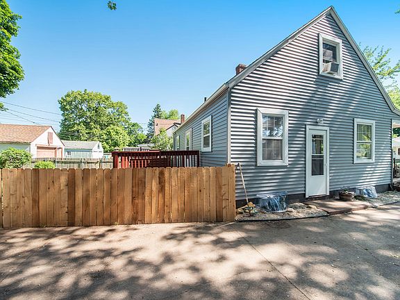 3rd image of 47 Wiltshire Ave