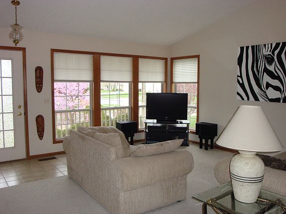 2nd image of 4314 Brookcrest Dr SW