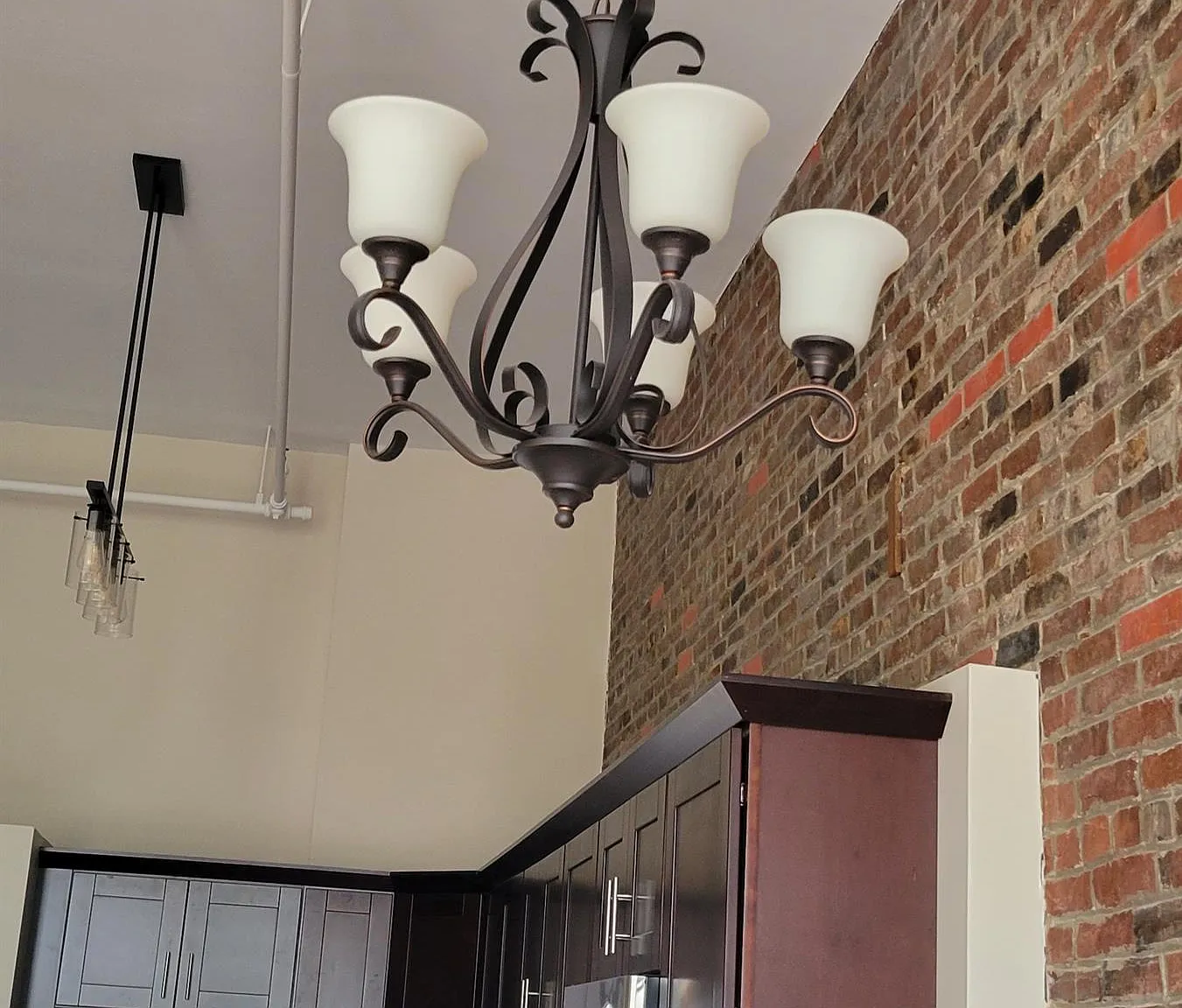 231 Central Street - 301 — Photo 3