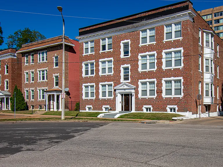 710 Leland Ave #2S — Photo 55