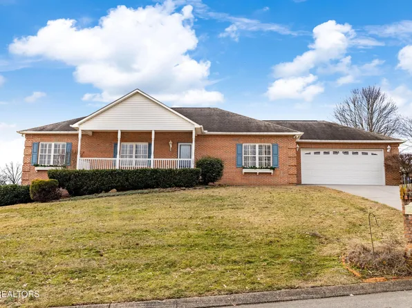 405 Amberland Ln, Maryville, TN 37804