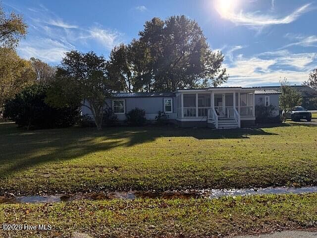 Listing photo 4