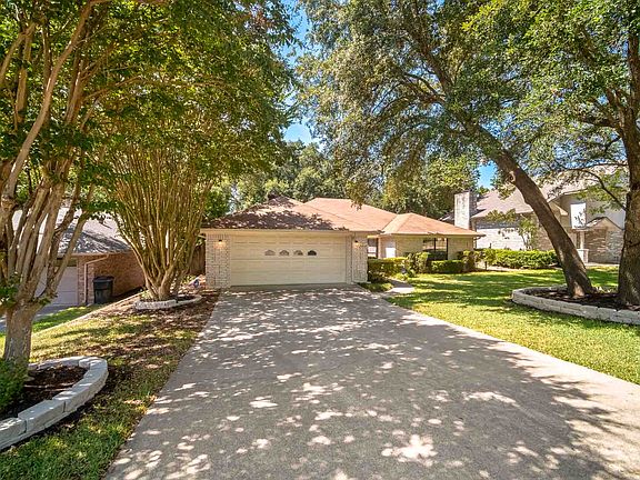 2nd image of 2450 Canyon Creek Dr