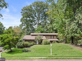 9006 Home Guard Dr, Burke, VA 22015