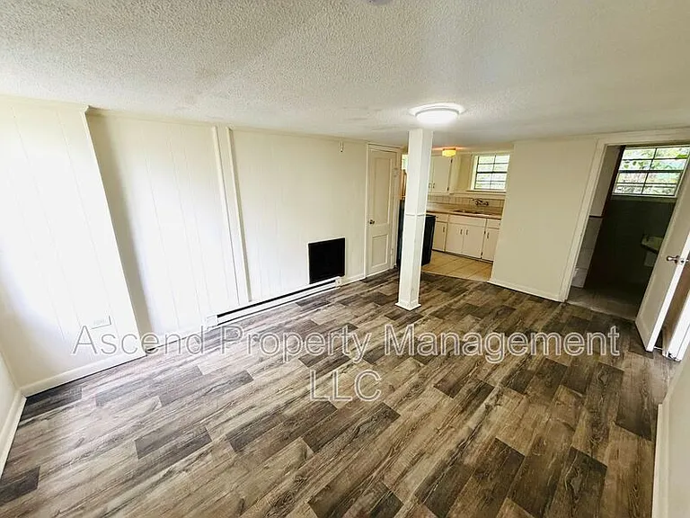 4510 Old Mission Rd — Photo 2