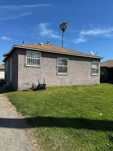 713-715 E Cocoa St #713 Photo 1