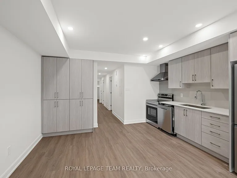 998 Hollington St #LOWER — Photo 10
