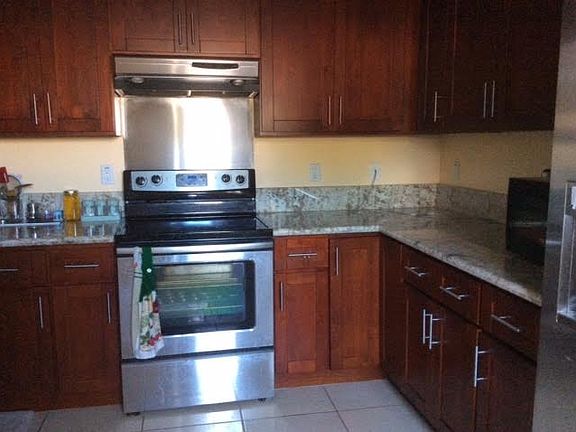 3rd image of 3164 Charles St #A