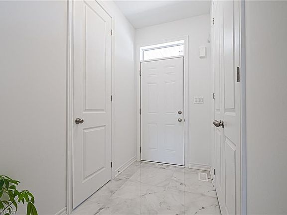 3rd image of 11 Davinci Blvd