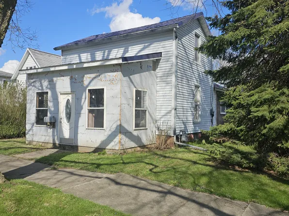 627 S 8th St, Upper Sandusky, OH 43351