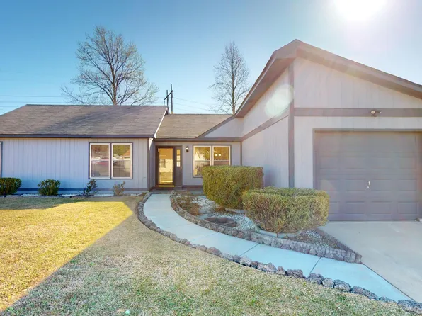479 Hunting Green Drive, Jacksonville, NC 28546