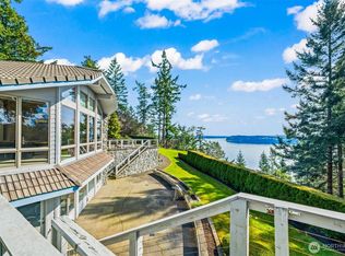 555 Issaquah Rd, Fox Island, WA 98333