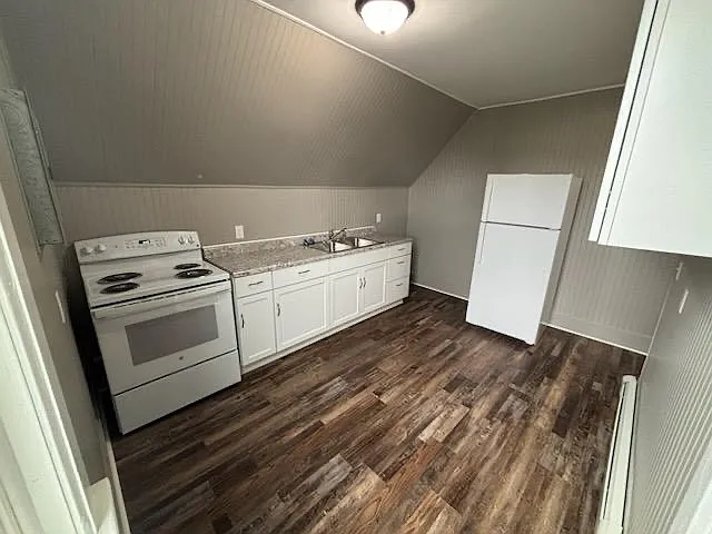 108 E Main St #3