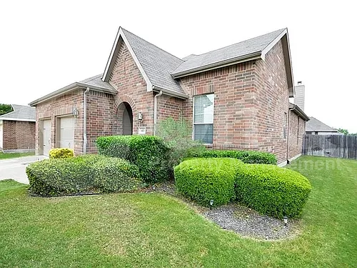 413 Driftwood Ct Photo 1