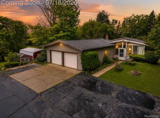 9550 Kies Rd, Manchester, MI 48158