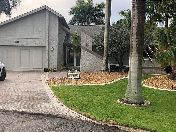 2nd image of 1400 SW 53rd Ter