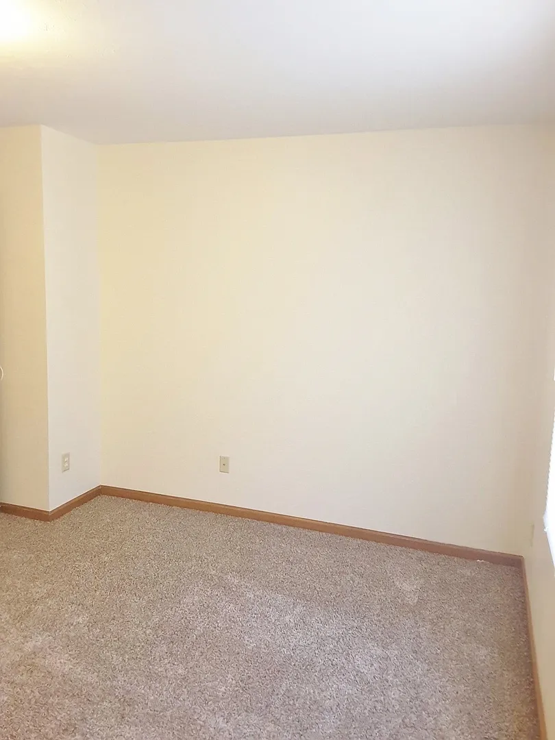 212 Stonewall Court — Photo 4