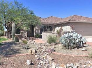 1027 N Cowboy Canyon Dr, Green Valley, AZ 85614