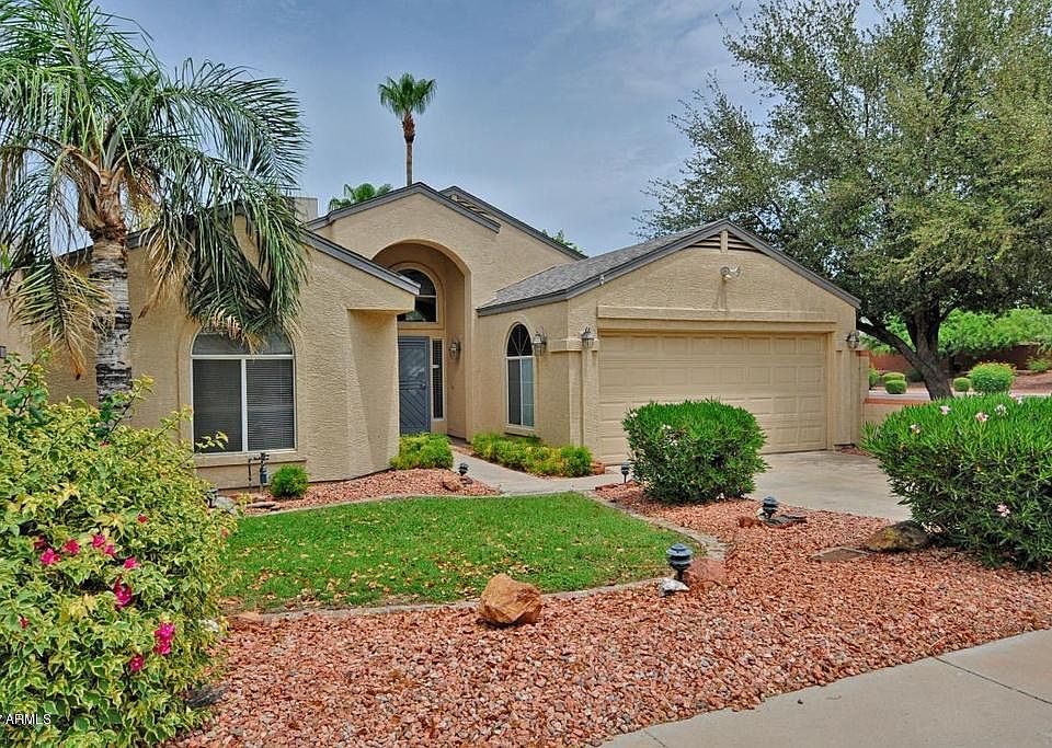1st image of 1530 E Rockwood Dr