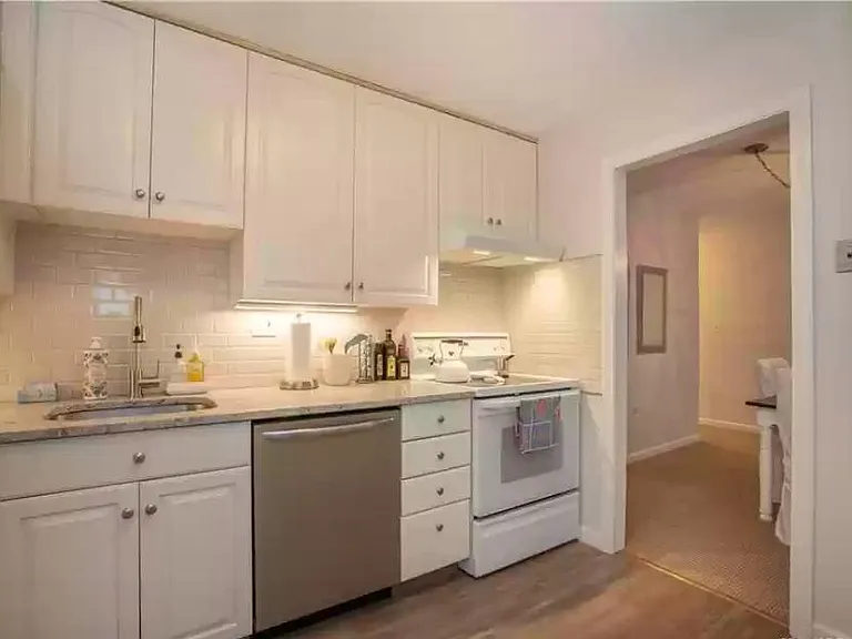 64 Oxbow Dr #B3 — Photo 3