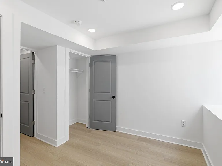 2123 N 9th St #1 — Photo 16