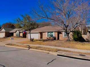 1012 Westcliff Ave, Saginaw, TX 76179