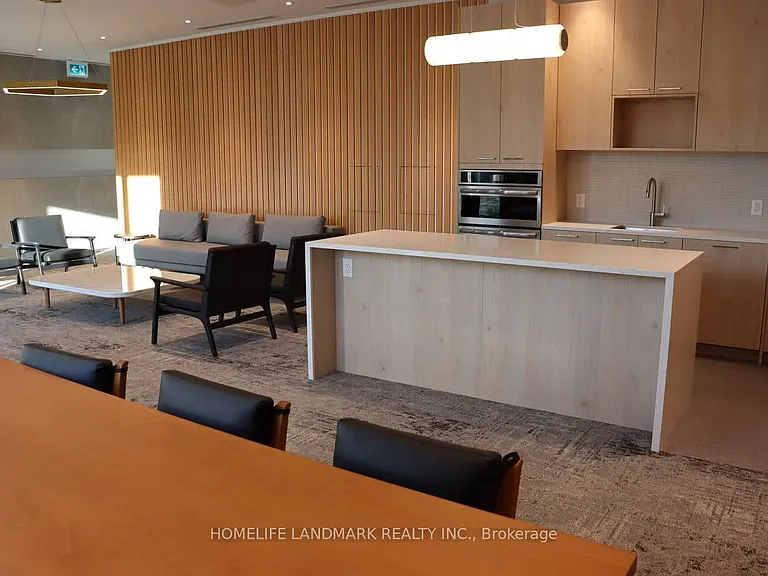7437 Kingston Rd #607B — Photo 16