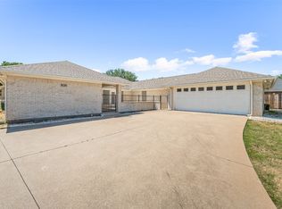 9026 Bellechase Rd, Granbury, TX 76049