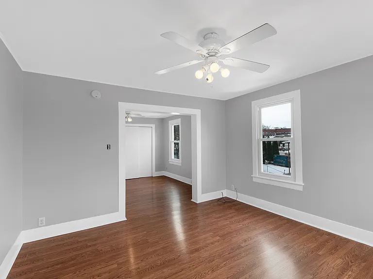 34-36 Malta Ave #2 — Photo 17