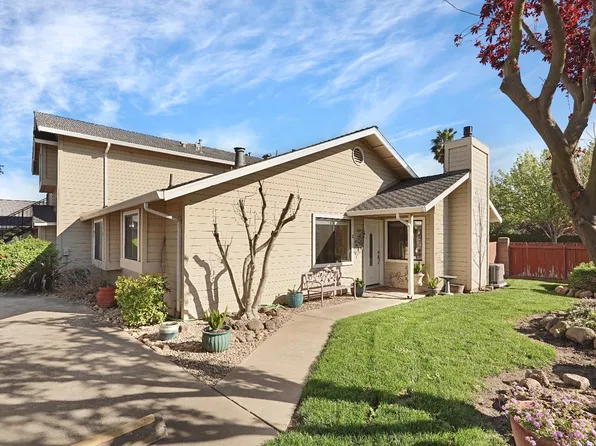 1927 S Mills Ave APT 3, Lodi, CA 95242