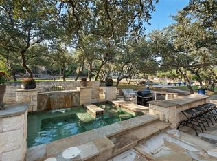 2 Heatherbloom Ln, The Hills, TX 78738