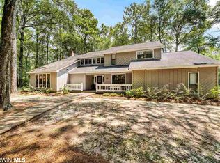 652 Olive Ave, Fairhope, AL 36532