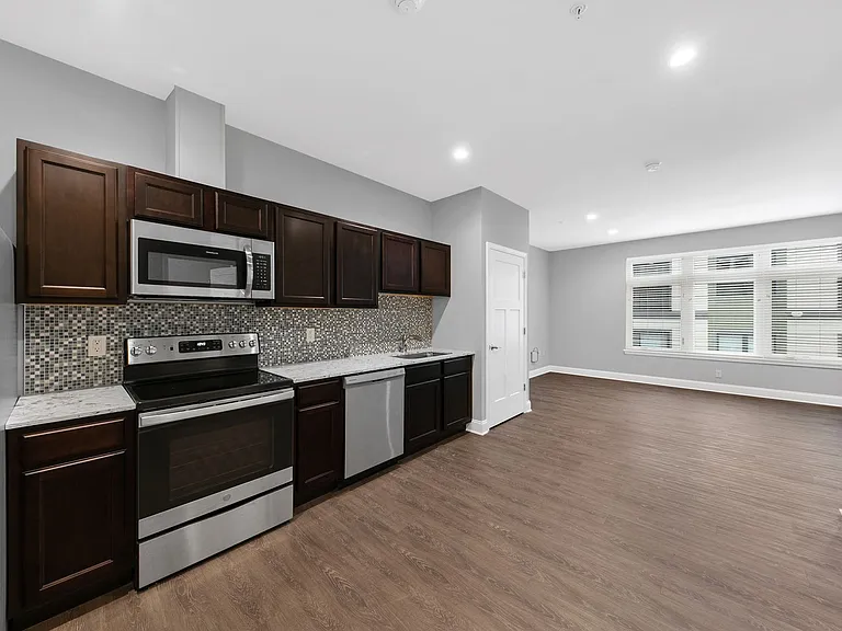 The Reserve at Park South II — Photo 4