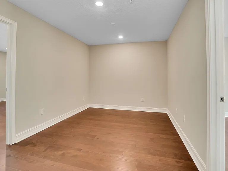 5351 Bridge St — Photo 24
