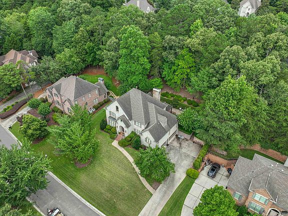 3rd image of 909 Vestlake Hollow Cir
