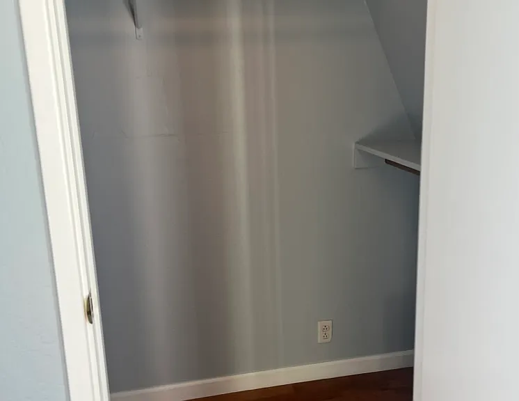 1150 James Pl #2 — Photo 10