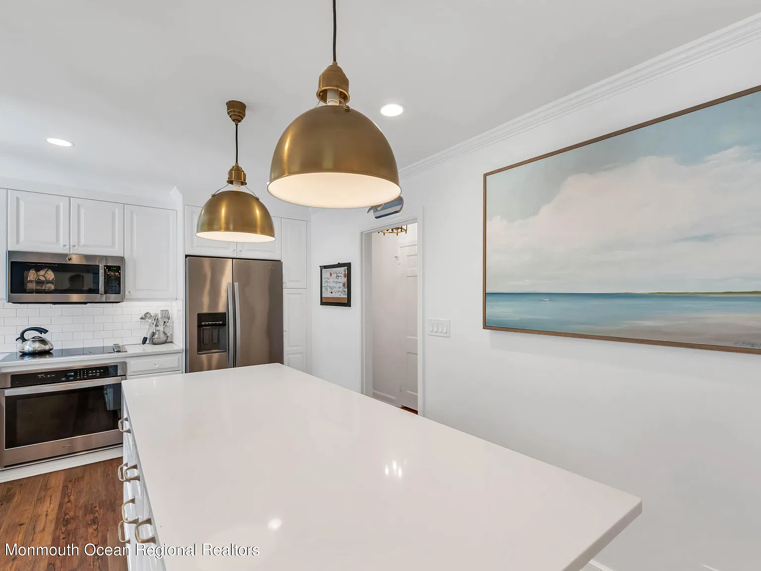 5 bed, 2490 sqft, $14,000 — Photo 4