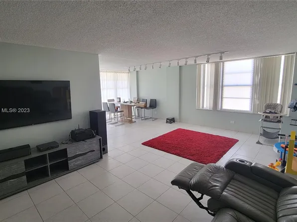 (undisclosed Address), Sunny Isles Beach, FL 33160