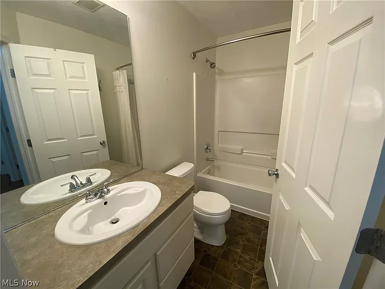 8601 Dunham Dr — Photo 14