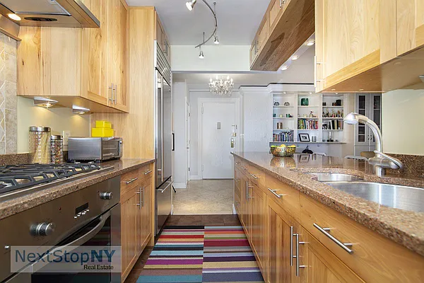 Sold by NextStopNY | media 3
