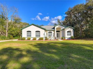 10549 N Ocean Dr, Citrus Springs, FL 34434