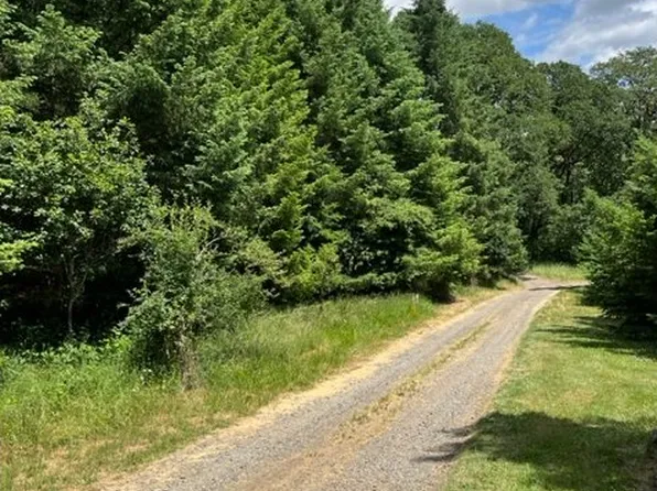 SW Patton Ave, Gaston, OR 97119