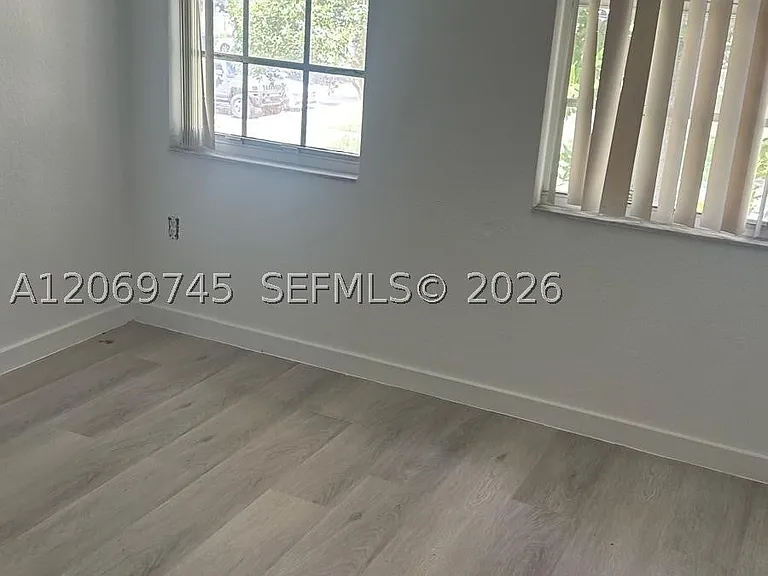2703 Belmont Ln #2703 — Photo 6